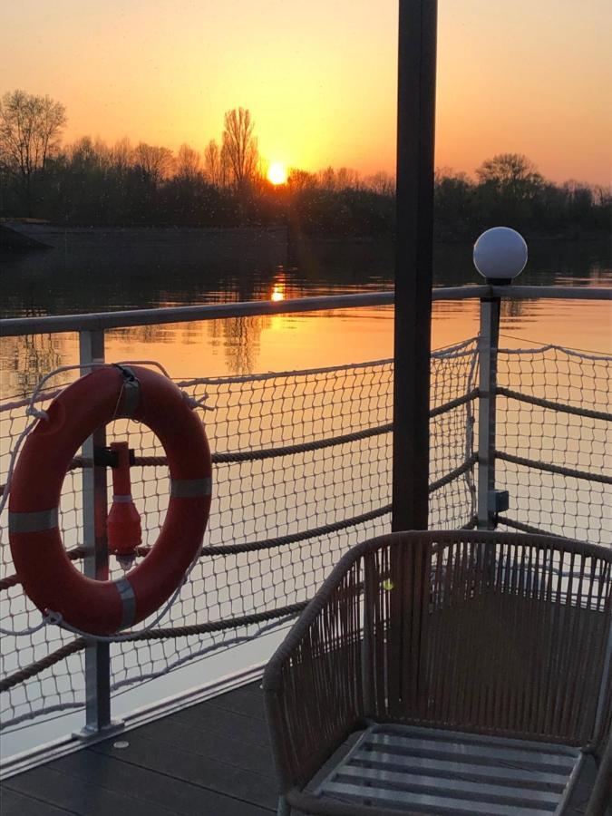 Seinehouse - Maison Flottante Vaux-Sur-Seine エクステリア 写真